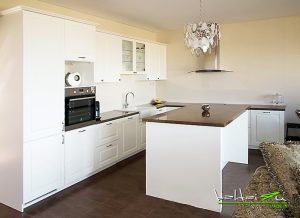 Klasikiniai baldai, Baldai4u, klasikiniu baldu gamyba, klasikiniai virtuves baldai