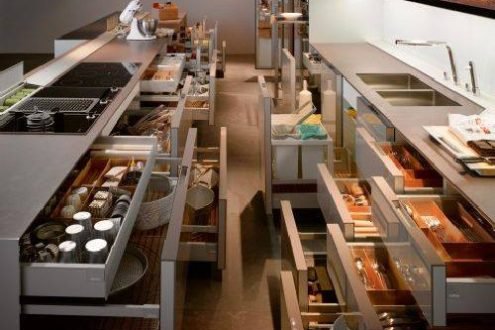 virtuvės spintelių erdvė