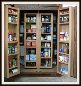 virtuves spinteliu erdve, spinteliu isnaudojimas