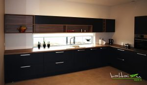 Tamsus virtuves baldai