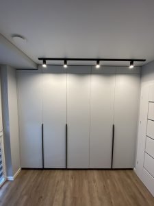 spinta, spintos gamyba